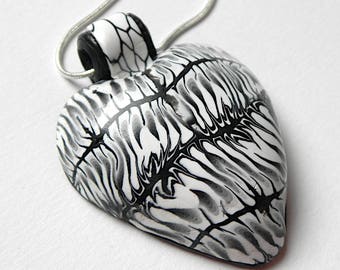 Black and White Heart Necklace, Puff Heart Necklace , Monochrome necklace , Statement necklace , Girlfriend gift , Wife Gift, Heart pendant