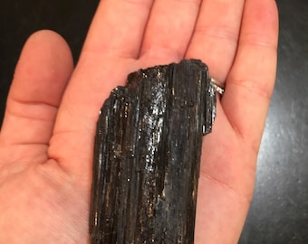 black tourmaline crystal - black tourmaline raw - black tourmaline point - raw black tourmaline - A grade black tourmaline cluster - protect