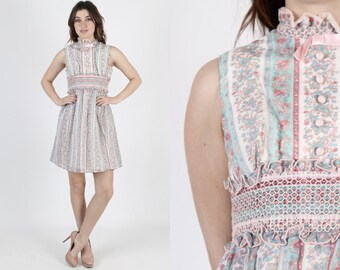 Mod Dress Boho Dress Tuxedo Dress Bohemian Dress Festival Dress Vintage 70s Pastel Prairie Empire Waist Floral Wedding Smocked Mini Dress M