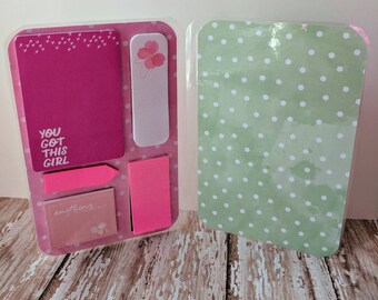 Pocket size post it laminated dashboard