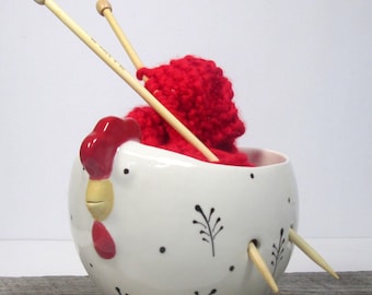 Hen yarn bowl Pottery Ceramic Knitting bowl Knitter gift Ready to ship