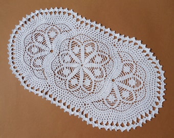 Crochet table runner, oval crochet doily, white crochet doily, lace tablecloth, 19" X 10"