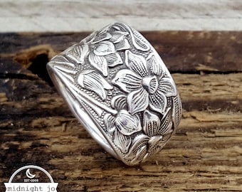 Narcissus Spoon Ring - Daffodil Spoon Ring - Silver Spoon Ring - Floral Ring - Vintage Spoon Ring - Silverware Jewelry - Gift for Her
