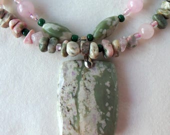 Green Gemstone Necklace, Mixed Gemstone Necklace, Pink Gemstone Necklace, Mixed Gemstone Jewelry, Rose Quartz Necklace, Peace Stone Necklace
