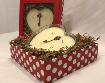 Key to My Heart 15 oz., Three Wick Candle