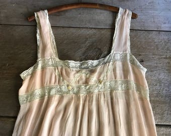 1930s Silk Chiffon Lace Nightgown, Lingerie, Bridal, Honeymoon, Apricot, Peach