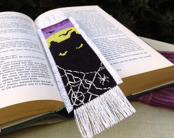 Halloween Cross Stitch Bookmark Pattern, Black Cat Cross Stitch Pattern, Needlepoint Bookmark, Halloween Craft Patterns, Halloween Decor