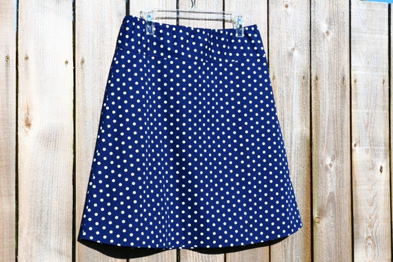 PeRfEcT PiN uP sUmMeR sKiRt Nautical navy blue with white