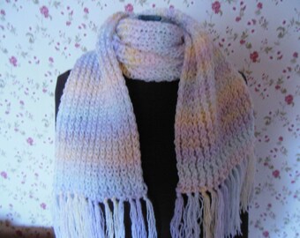Wool scarf entirely knit hands