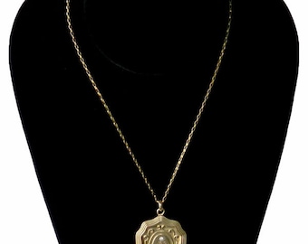 Beautiful Antique Locket Pendant Necklace