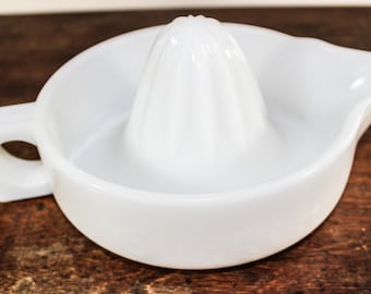 Vintage Sunkist Milk Glass Juice Reamer - Glass Citrus Juicer - Hand Reamer, Retro Kitchen