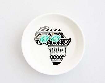 African Tales Handmade Illustrated Ceramic Bowl