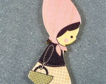 Pink riding 1 large pendant, wood, 9cm (pb11)