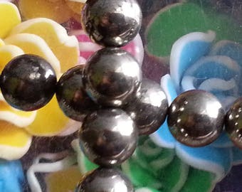20 beads pyrite 8mm in diameter, hole 1 mm
