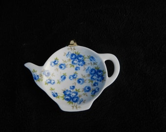 Bag Holder: Hand Decorated Porcelian