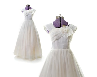 1950s wedding dress, 50s wedding dress, white prom dress, vintage formal dress, quincenera, debutatante dress