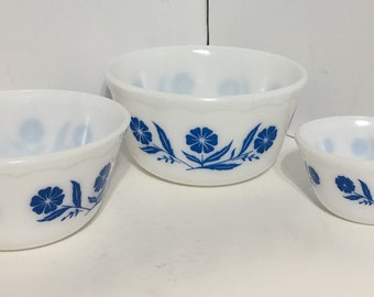 Beautiful Hazel Atlas Mixing Bowls Blue Flowers Nesting Bowls