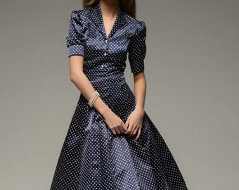 Retro dress brown with blue dots