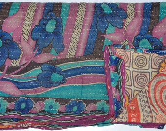 Kantha Quilt Reversible Quilt Vintage Kantha Bedding Bedspread Handmade Indian Gudari KG-103