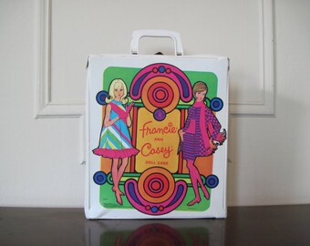 vintage Francie & Casey MOD Barbie Doll Case - 1960s psychedelic, Carnaby Street style - travelling tote bag