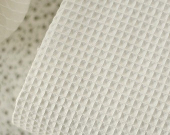 A Yard of Excellent, French Style Waffle Cotton in White Ivory WIDE 130cm, U1997