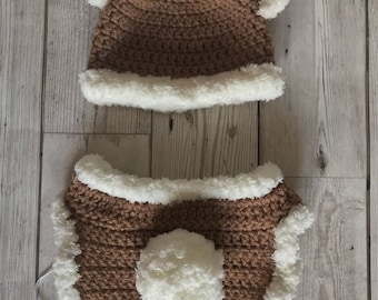 Newborn crochet bear hat and diaper cover set - perfect photo prop