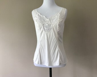32 / Vintage Wonder Maid Cami Camisole Lingerie Top / White Nylon and Lace / Extra Small/XS / Non Cling / FREE USA Shipping