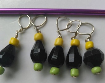 A beautiful set of five hand made stitch markers to add some sparkle to your knitting.