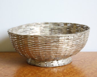 Vintage Woven Silvertone Metal Basketweave Footed Bowl
