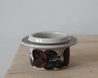 Arabia of Finland Ruija Egg Cup Designed by Raija Uosikkinen Stoneware Troubador 1970s