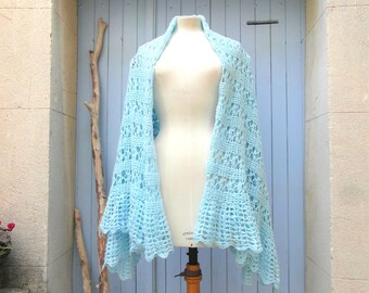 Large handmade vintage shawl, wool scarf, blue crochet shawl, winter scarf, crochet lace throw, vintage clothing, retro clothes