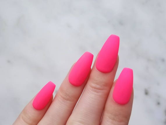 Neon matte pink Press on nails Hand painted false nails