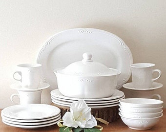 Pfaltzgraff Stratus Dinnerware 24 Pieces Set for 6: Made in Pfaltzgraff Stratus Dinnerware 24 Pieces Set for 6: Made in