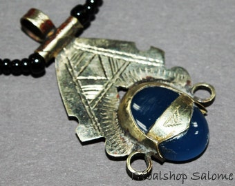 Tuareg Silver Necklace with Blue Agate Stone, Vintage African Jewelry from the Sahara Desert, Ethnic Jewelry, Touareg