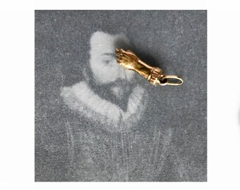 Vintage Gold Figa, 9K Mano Fico, 9 ct Gold Amulet, Solid Figa Fist, Good Luck Pendant, 1950s
