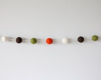Fall felt ball garland, fall decor, Thanksgiving decor, Thanksgiving garland, autumn garland, autumn decor