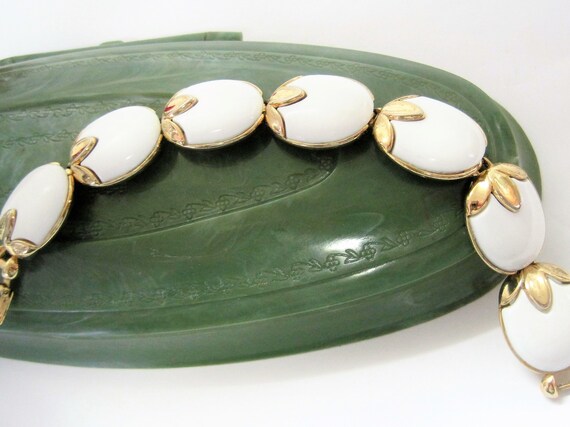 Crown Trifari White Bracelet, White Lucite, Trinidad Pattern, Trifari Book Piece