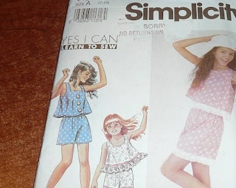 Vintage Simplicity 7300 Girls Shorts And Top Uncut Sewing Pattern