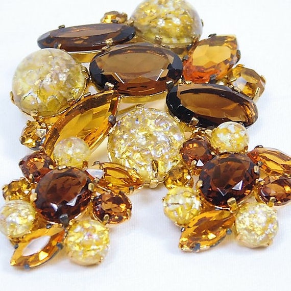Rhinestone Brooch Earrings Set / Demi Parure / Art Glass / Cats Eye / Topaz
