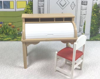 TOMY DESK and CHAIR, 1970's to 1980's, Hard Plastic, 1:18 Lundby Scale, Smaller Homes & Garden, Vintage Dollhouse Furniture