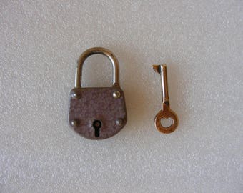 Vintage Padlock/ Padlock With Key/ Working Padlock/ Iron Padlock/ Vintage lock