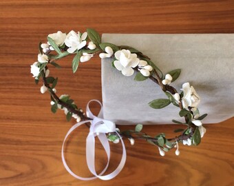 White green flower crown wedding floral crown wedding headband flower circlet bridal crown wedding hair wreath leaf crown flower girl crown