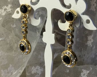 Elegant Black Clear Rhinestone Gold Tone Dangling Drop Earrings Unsigned Pierced 1980's 1990's Long Sparkling Round Faceted Chic