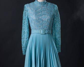 Blue Lace Top 1960s Mini Dress
