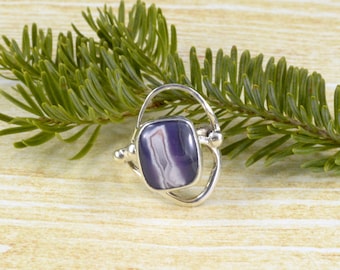 Looping Purple Sierra Madre Agate Ring // Agate Jewelry // Sterling Silver // Village Silversmith