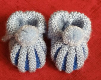 Booties hand knitted Dutch or pumpkin