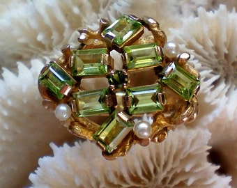 14K Gold Peridot Gemstone and Pearl Ring - 4801