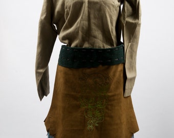 Green leather battle skirt apron snake roses spider embroidery larp fantasy fair costume druid shaman nature woodland armor banner warcraft