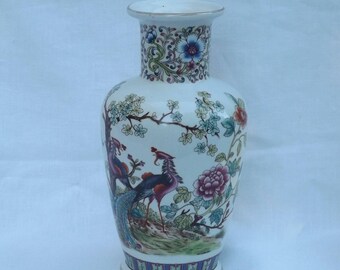 Vintage 1950's - 60 v v Carraresi oriental Vase