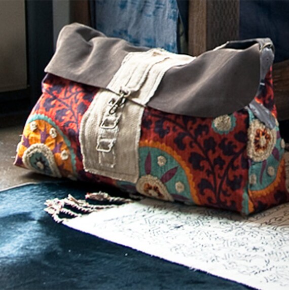 The Inez Weekender Yoga Mat Large Travel Bag Carry on